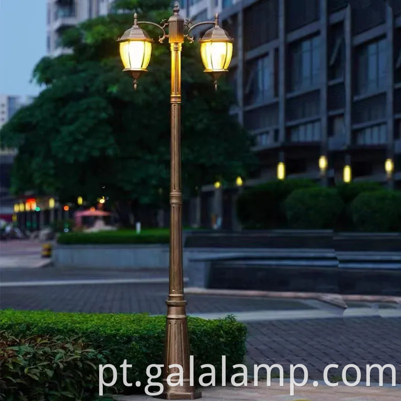 Luzes paisagísticas impermeáveis elegantes para espaços de jardim ao ar livre